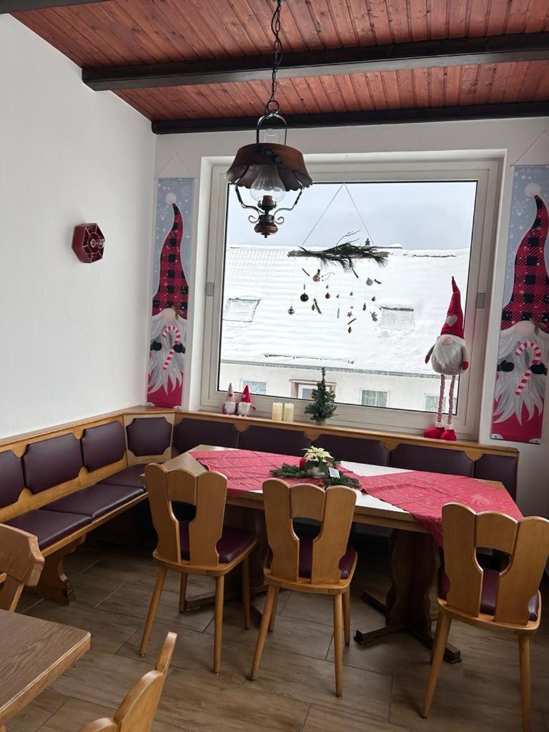 Ferienhaus Astenblick - Ideal Fuer Weihnachtsfeiern Und Familienfeiern Bietet Schlafplaetze Fuer Bis Zu 35 Personen Βίλα Βίντερμπεργκ Εξωτερικό φωτογραφία